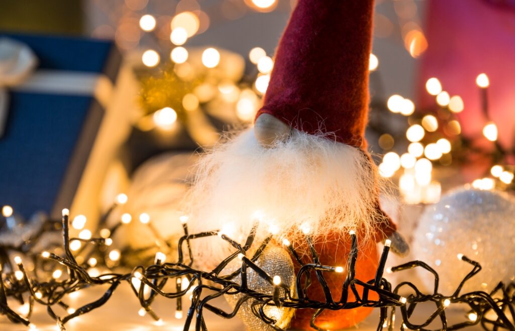 Festyn Bożonarodzeniowy wypełniony magią świąt odbył się w Zespole Szkolno-Przedszkolnym w Słodkowie